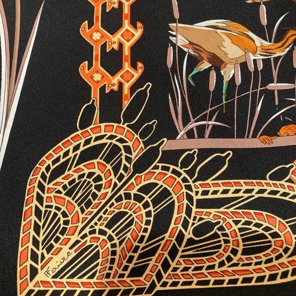 Hermes Libres Comme L'Air Hermes silk scarf - Picture 7 of 16